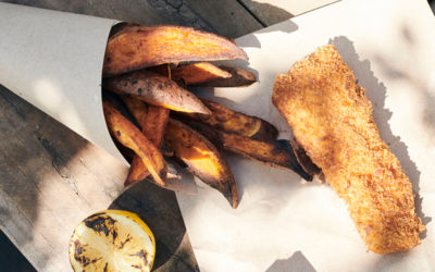 Fish’n’chips with gourmet pickles & sweet potato fries