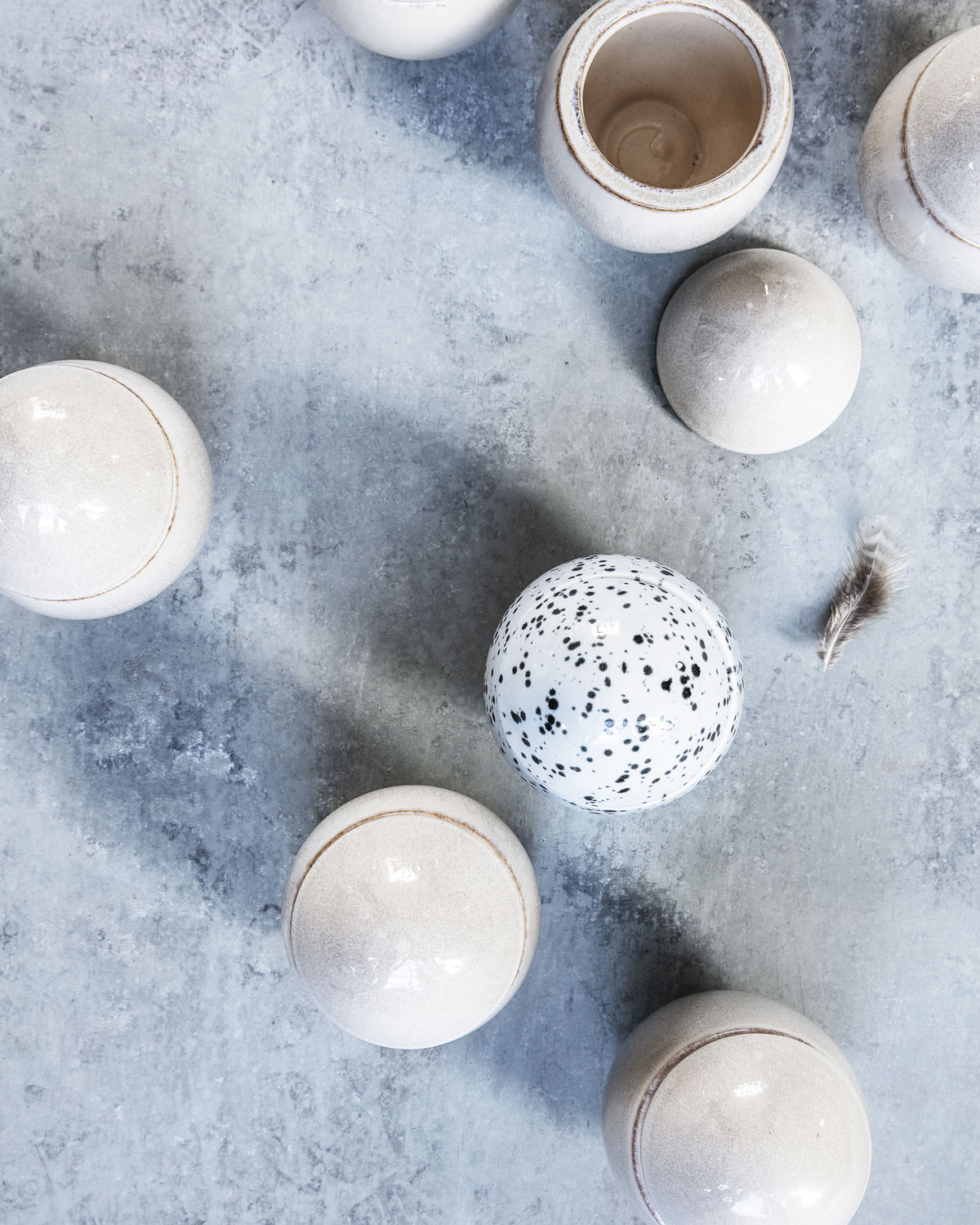 Easter Eggs, with 3 x 3, Chocolate Truffles – Licorice, Chocolate Truffles – Caramel & Crunch, Chocolate Truffles – Coconut & Crunch, Asstd Easter Eggs, with 3 x 3, Chocolate Truffles - Licorice, Chocolate Truffles - Caramel & Crunch, Chocolate Truffles - Coconut & Crunch, Asstd. 2 colours