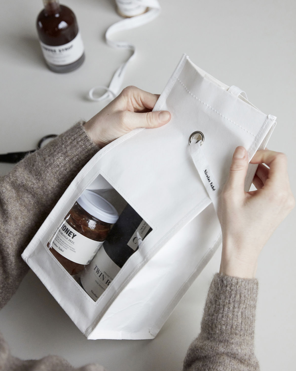 Giftbag w Giftbag w. Window, White