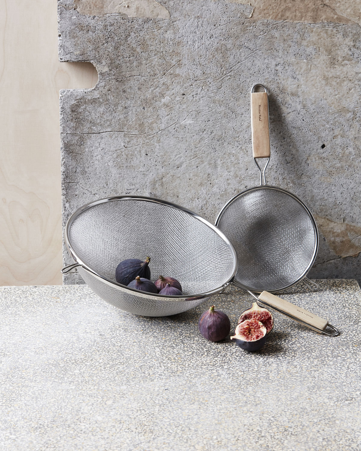 Stainer, Set of 2 sizes 2 Stainer, Set of 2 sizes