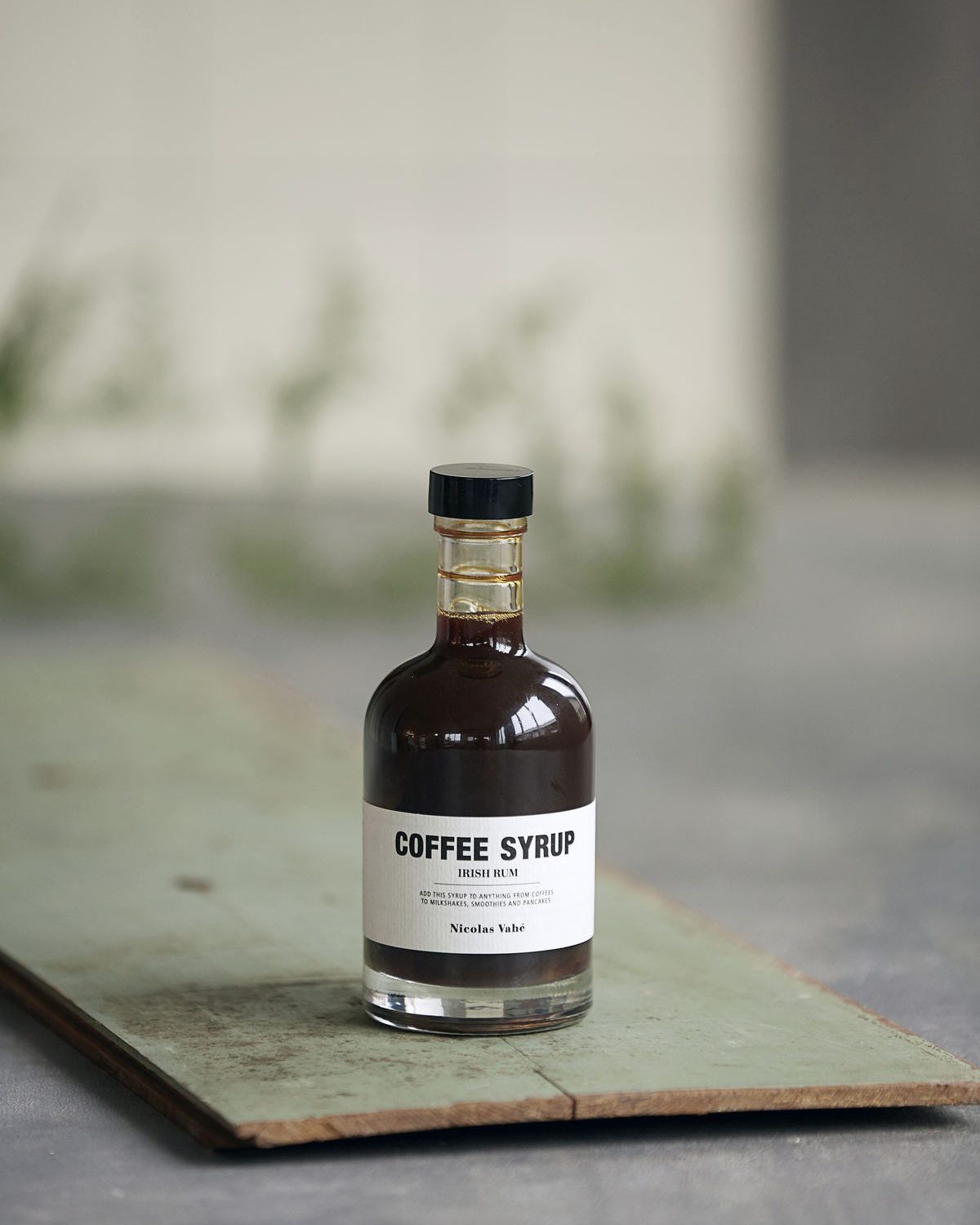 Syrup, Irish Rum, 25 cl Syrup, Irish Rum, 25 cl.