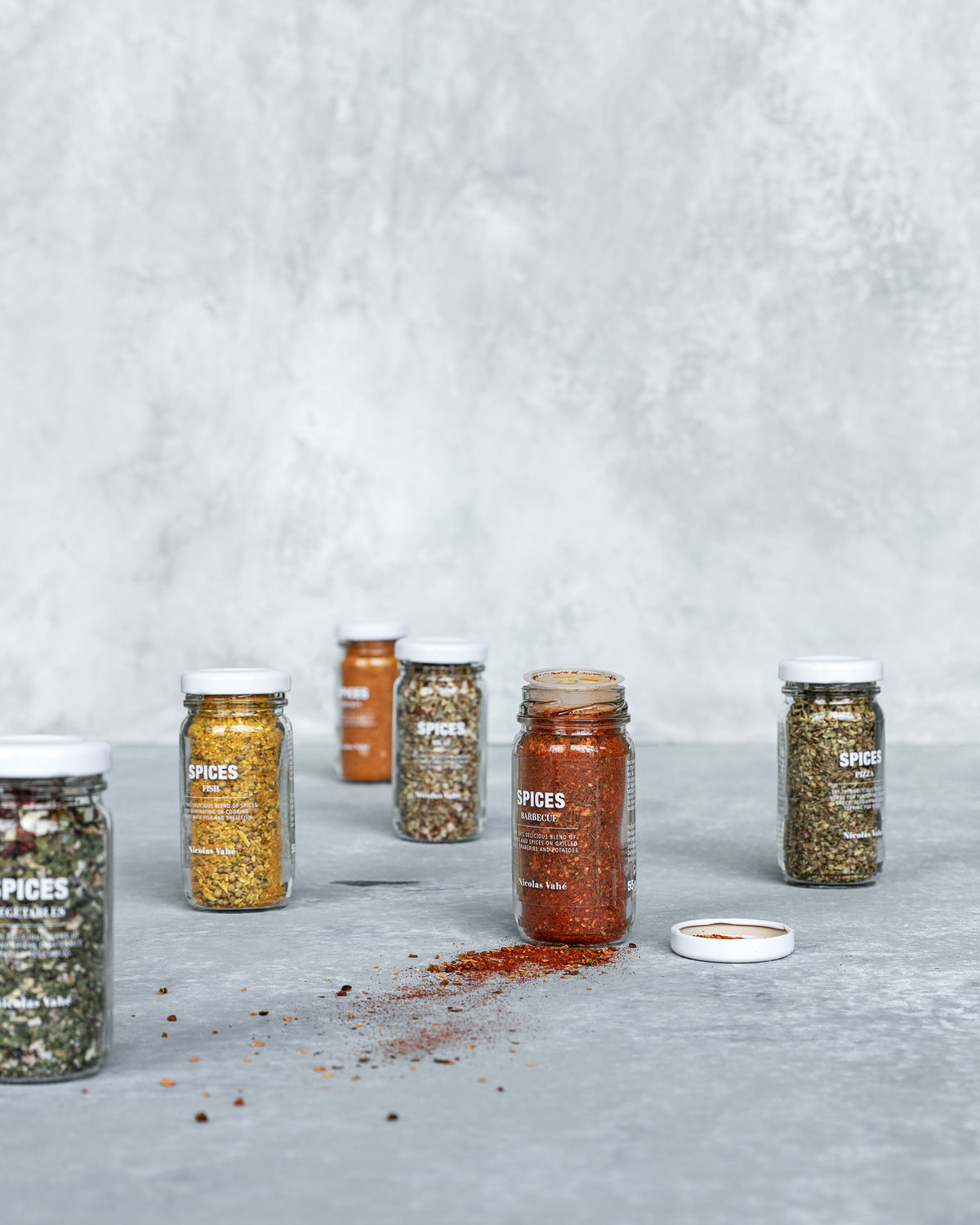 Spices, garlic, parsley & red bell pepper, 1 Spices, garlic, parsley & red bell pepper, 1.4 oz (40g)