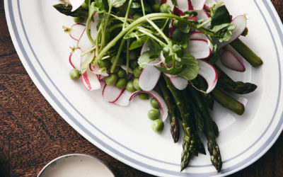 Asparagus salad with cream and vinegar dressing