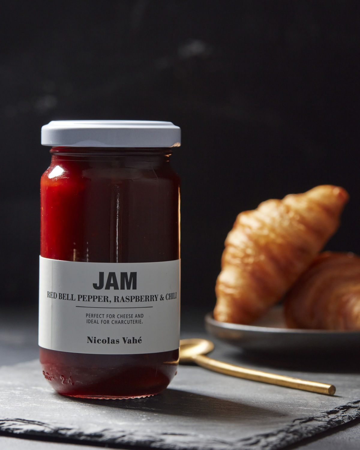 Jam, Red bell pepper, Rasberry & chilli, 240 g Jam, Red bell pepper, Rasberry & chilli, 240 g.