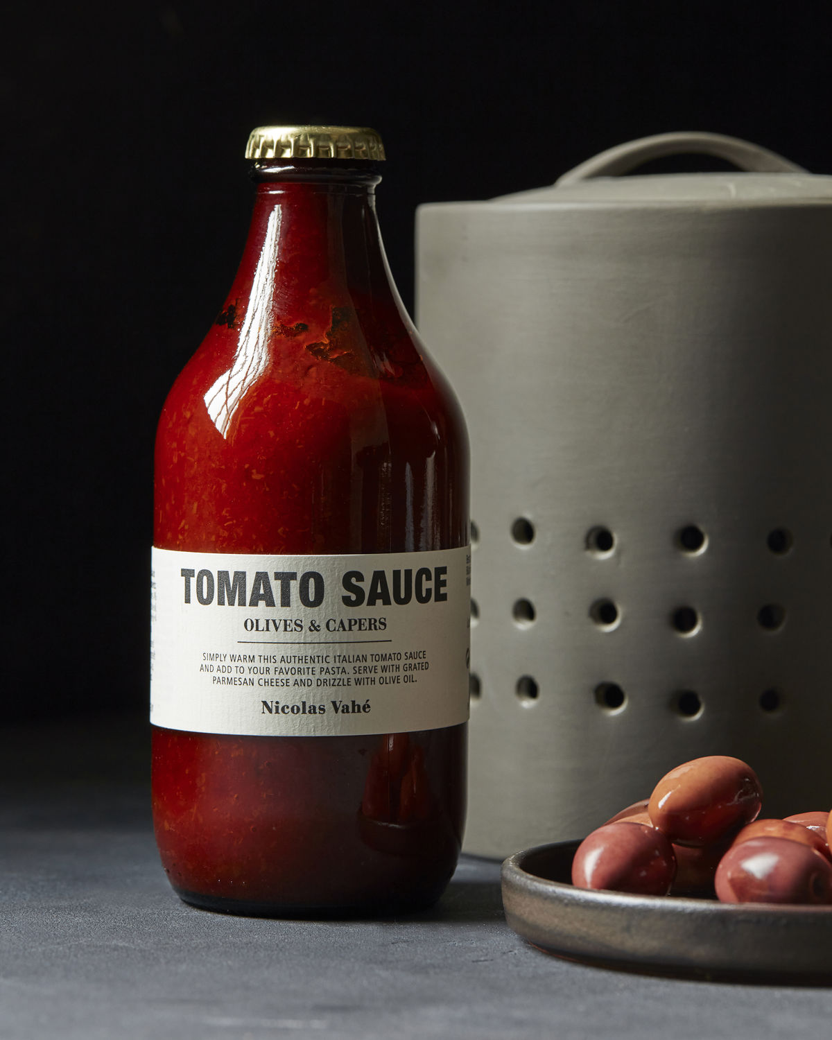 Tomato Sauce, Olives & Capers, 330 ml